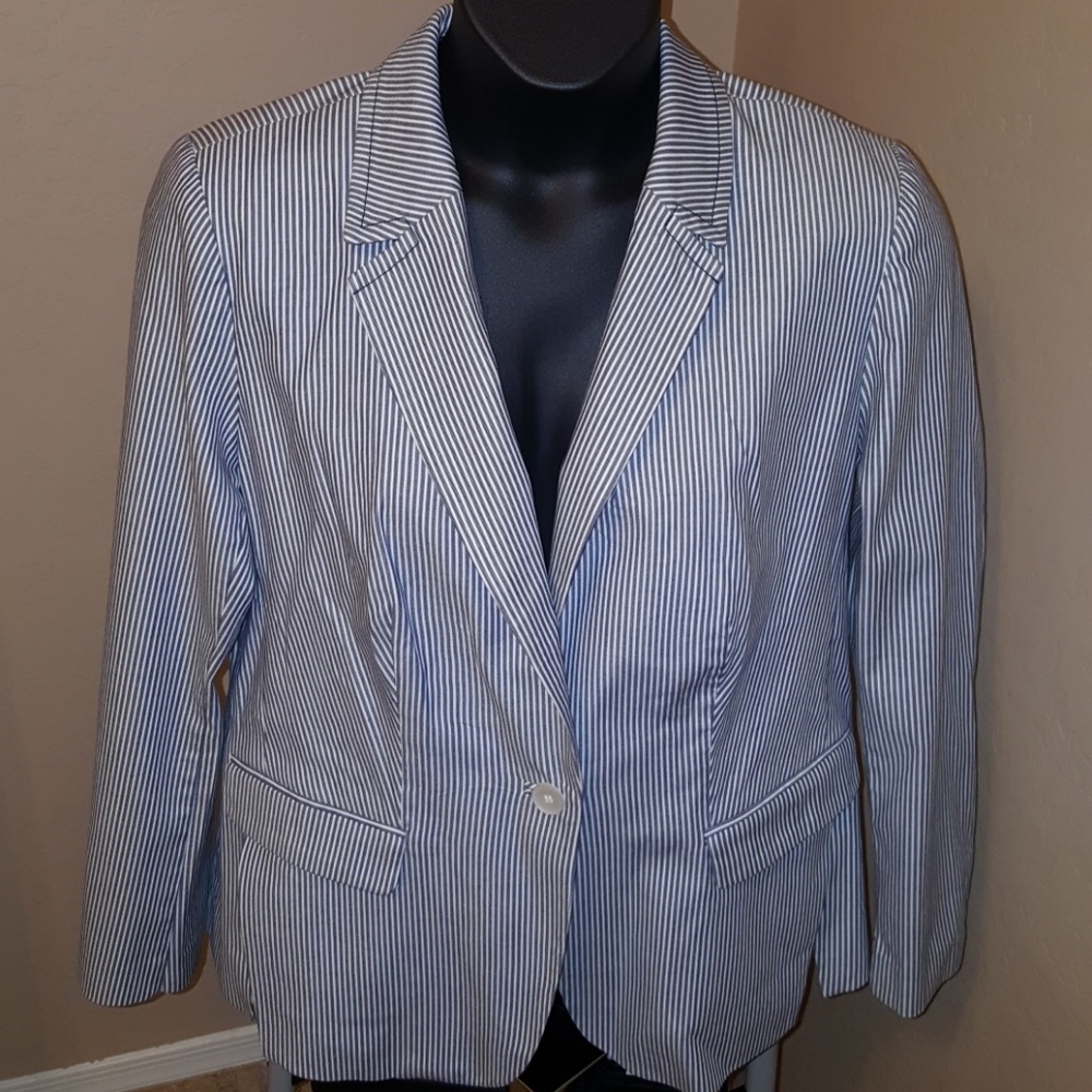 Blue & White Tailored Suit Jacket